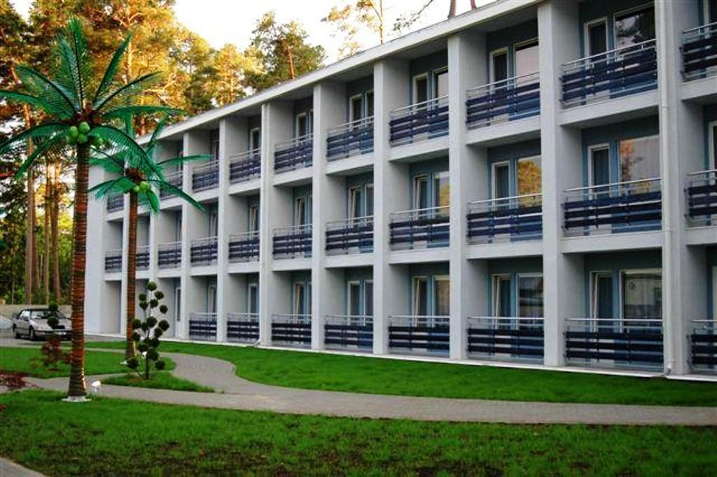 Good Stay Eiropa Hotel Economy Jūrkalne Exterior foto