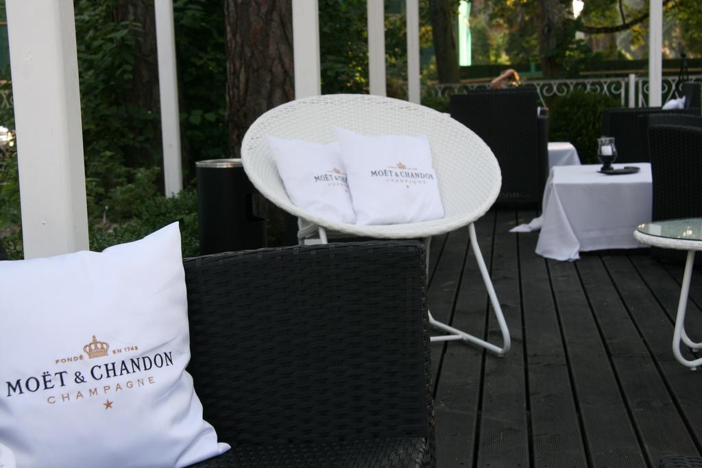 Good Stay Eiropa Hotel Economy Jūrkalne Exterior foto